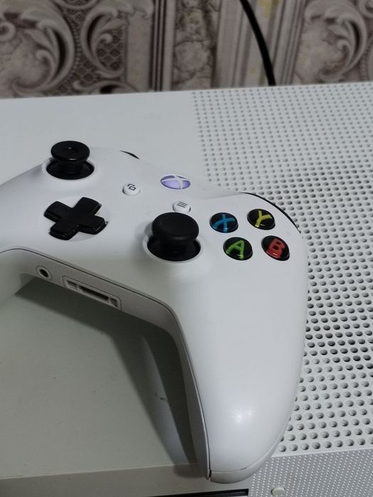 Xbox one s 1,5 mln