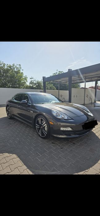 Vand Porsche Panamera S Hybrid cu putini kilometri si ingrijita