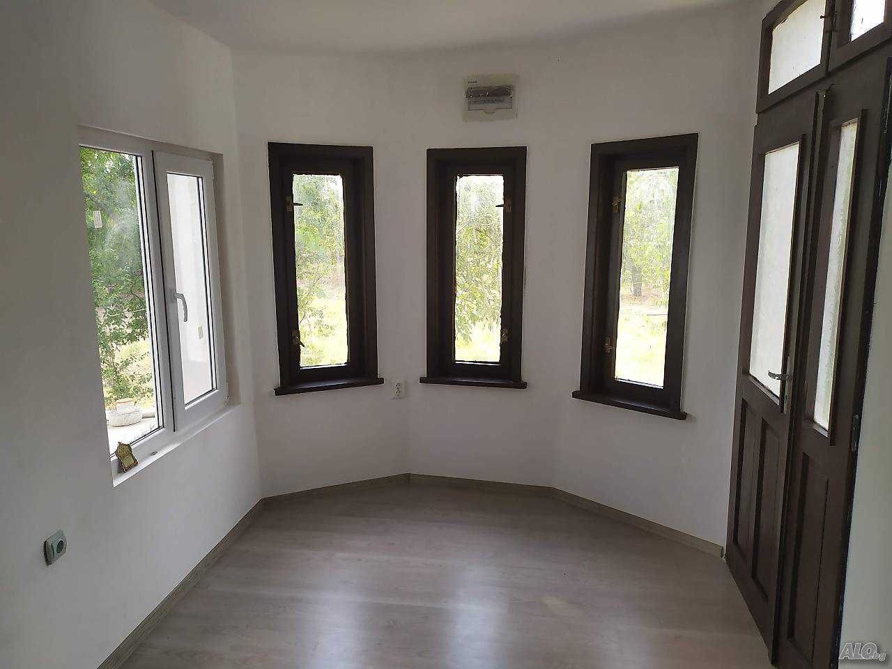 Продава се Къща в с. Коларово, Област Стара Загора - 100 кв.м за 600 €/кв.м - Снимка #2