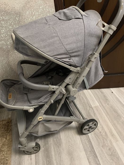 Продам детскую коляску чемодан