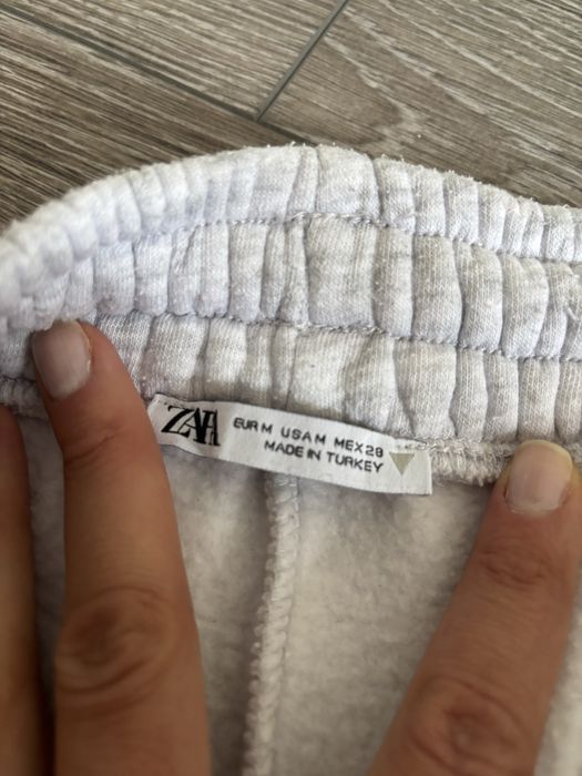 Zara спортно долнище М