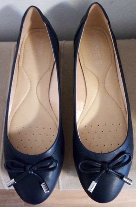 Pantofi damă, GEOX, culoare bleumarin închis, noi, marimea 37