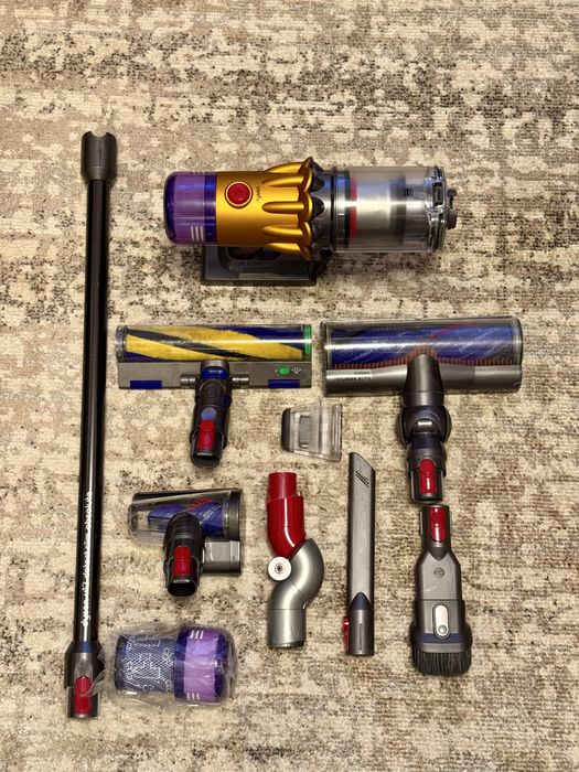 Aspirator vertical Dyson V12 Detect Slim Absolute