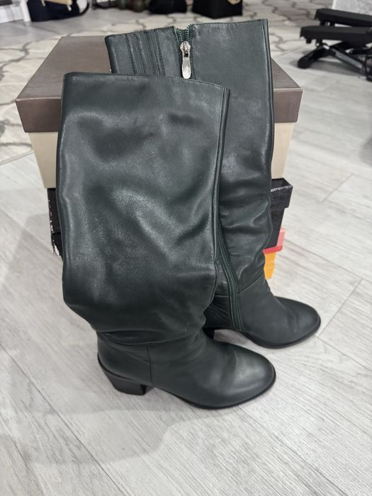 Натуральные сапоги