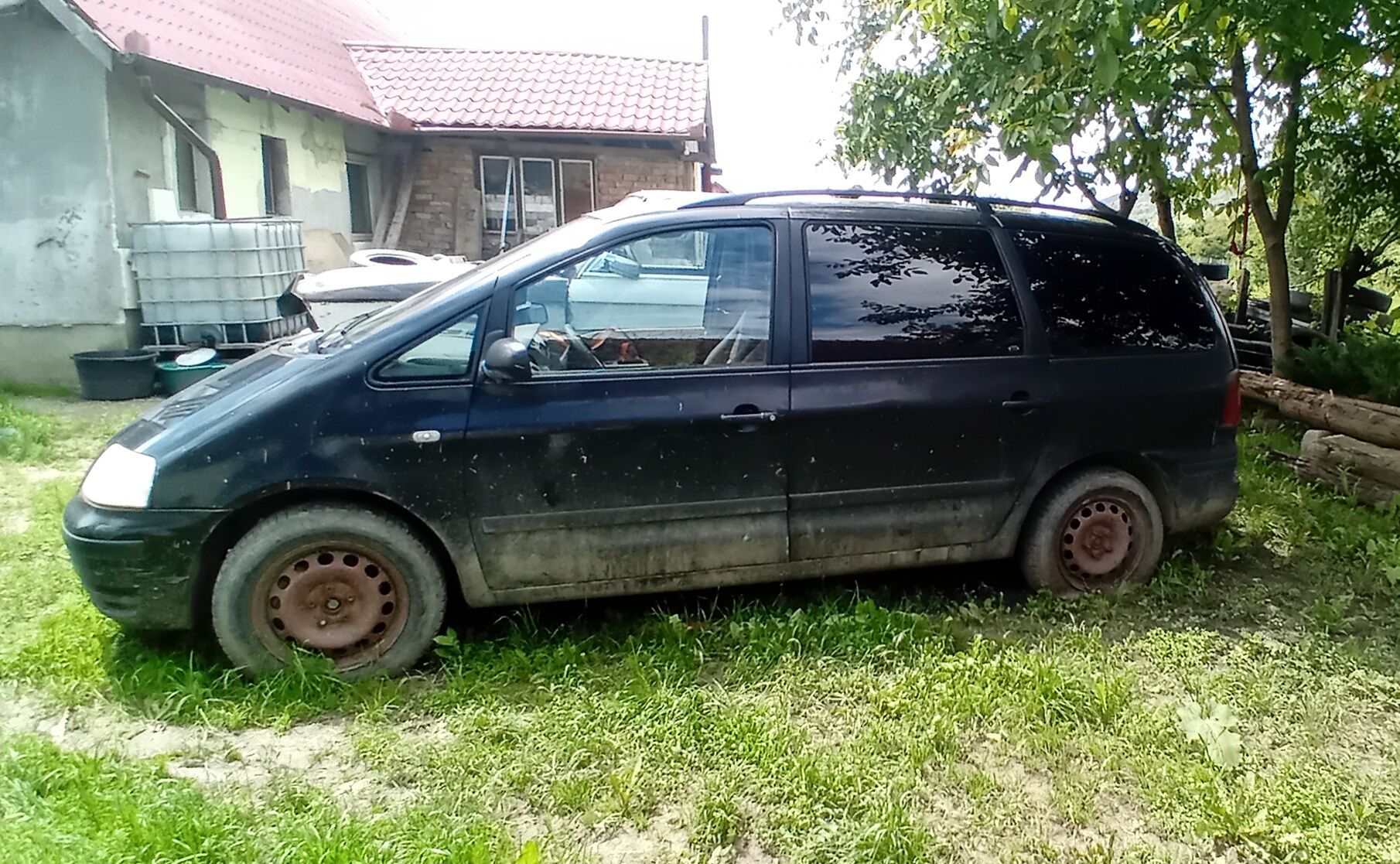 Ww sharan 2003 1.9 TDI functioneaza inpecabil,ideal pentru dezmembrari
