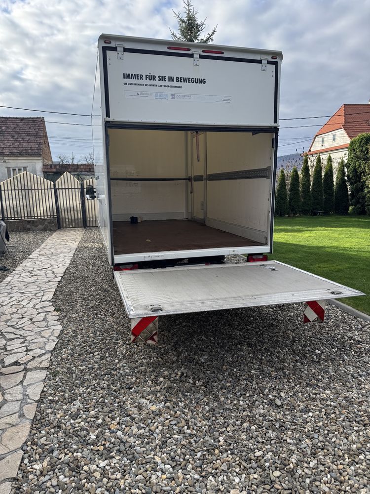 Vand Iveco Daily 3.0D/2016 cu Lift