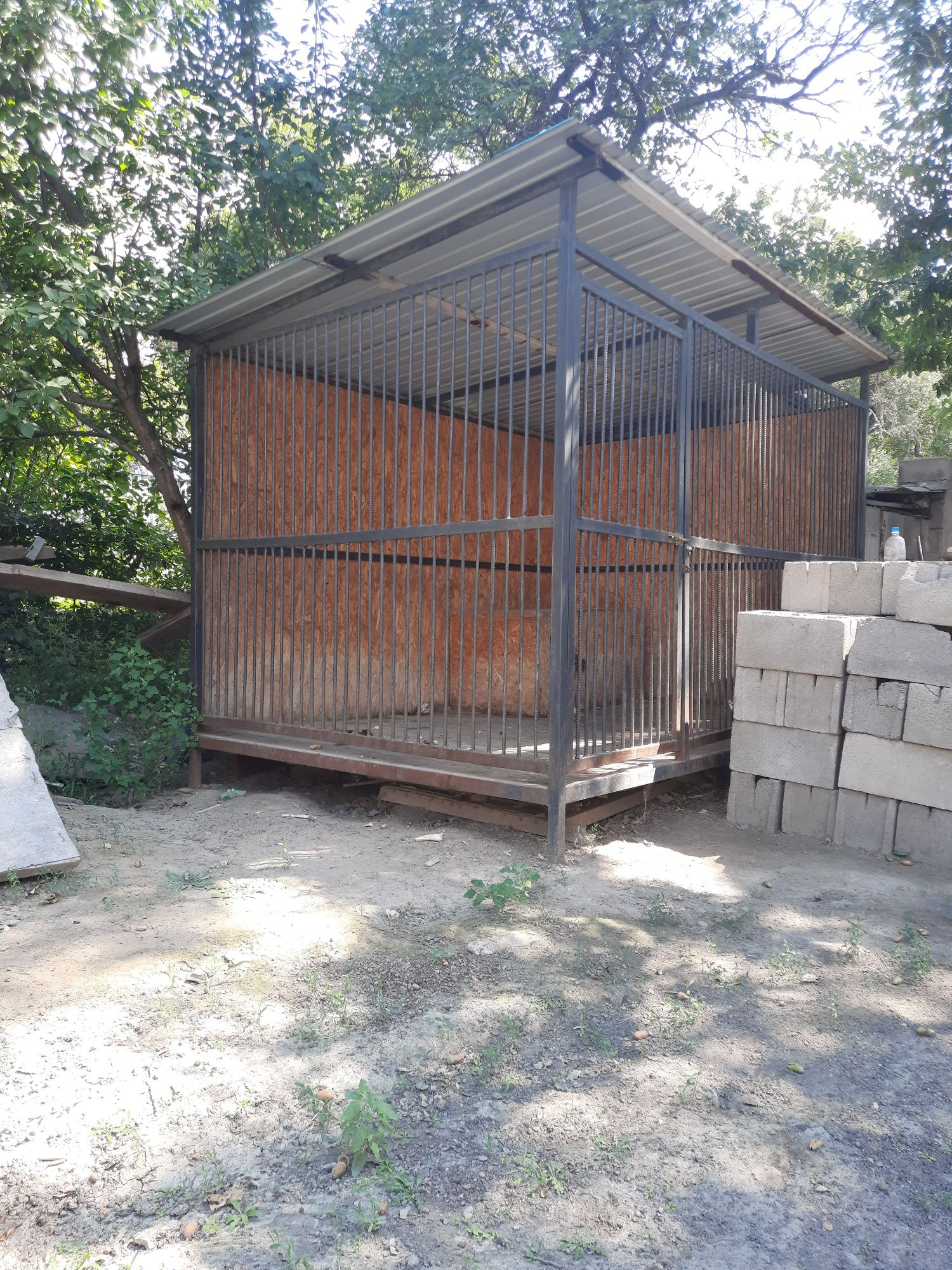 Вольер для собак