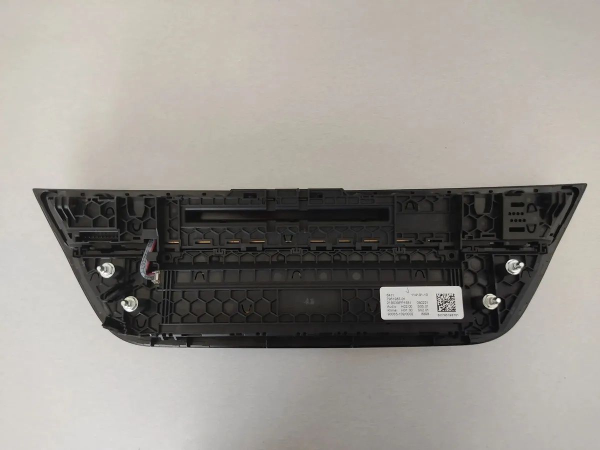 Панел BMW G01 F97 G02 F98 управление НОВО  радио