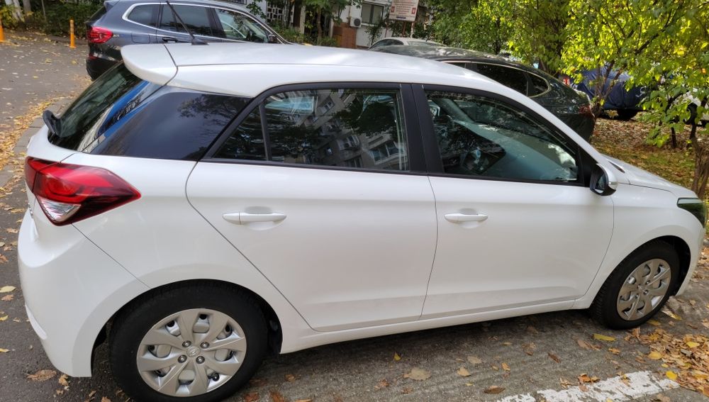 Hyundai i20 alb 2017