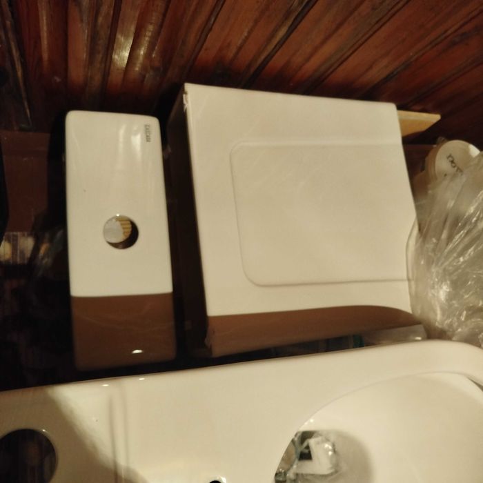 Продавам нова тоалетна моноблок cascada porto