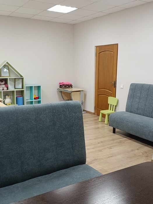 Кабинет в комерческом помещении