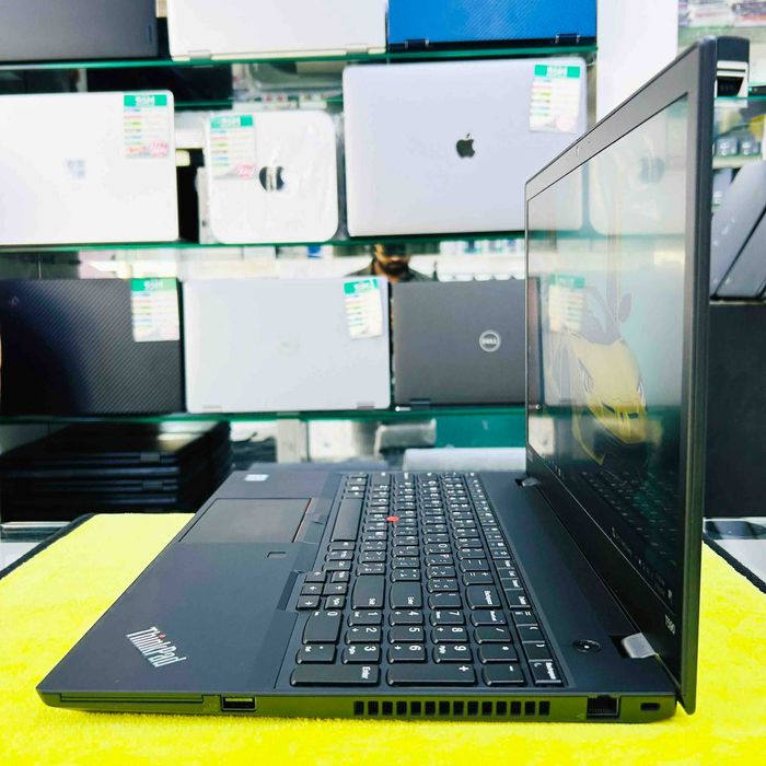 Laptop Lenovo T590  i5-8365U 16 GB RAM SSD 512GB Touchscreen BaterieOK