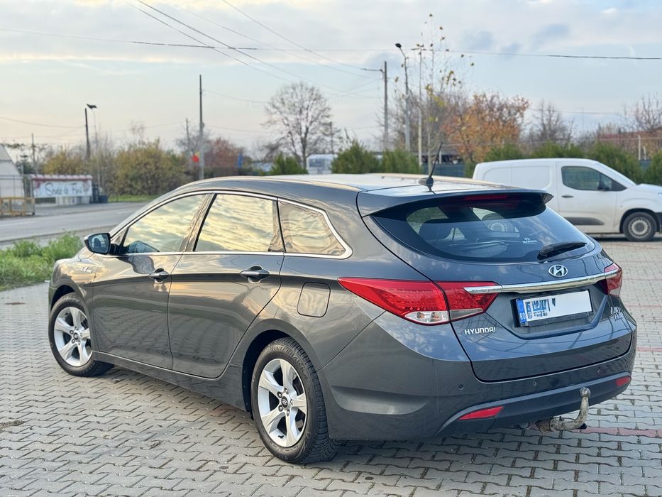 Hyundai I40 / LED / Keyless GO+Entry / BI-XENON