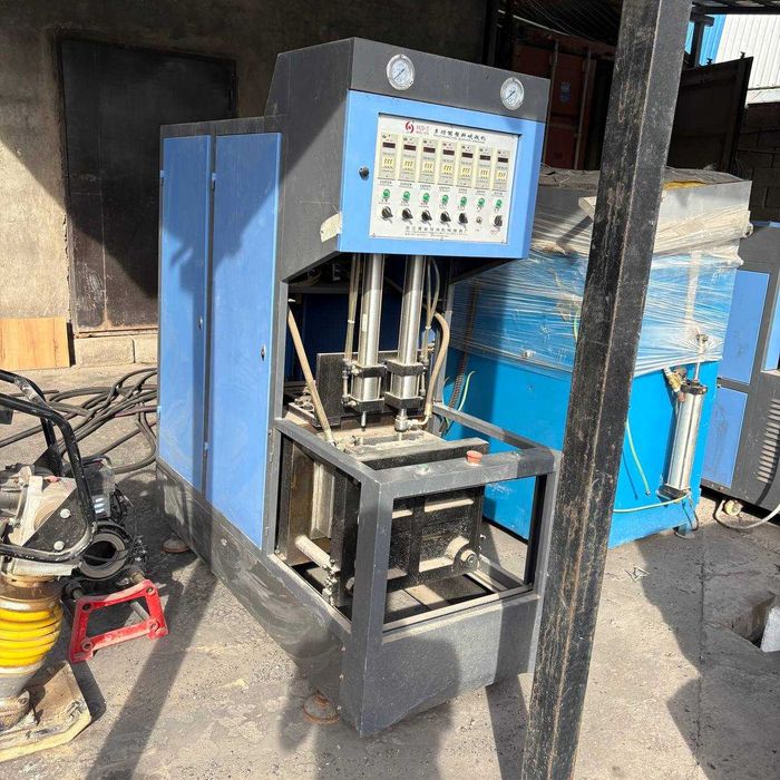 Продается комплект оборудования для производства ПЭТ бутылок