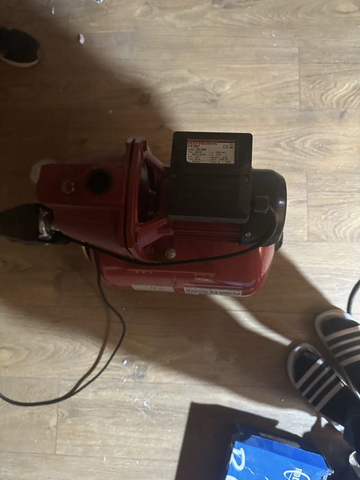 Hidrofor autoamorsant