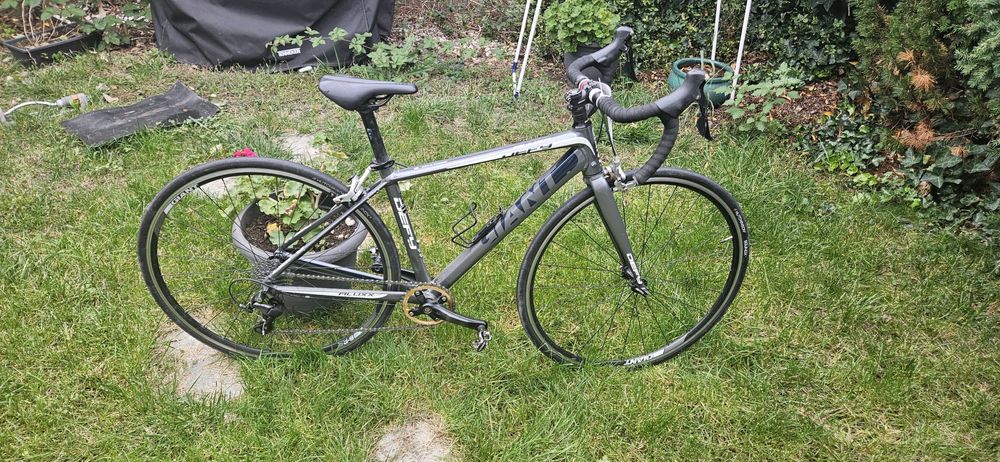 Cursiera Giant Defy XS