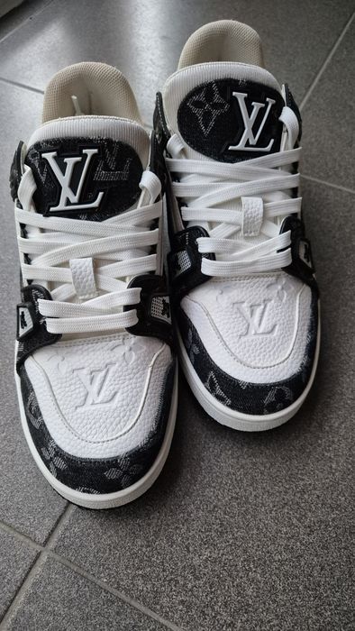 LOUIS VUITTON  Adidași alb cu negru