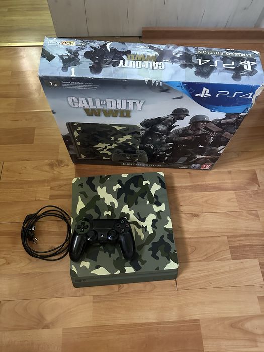 Ps4 superslim  camo (editie limitata)