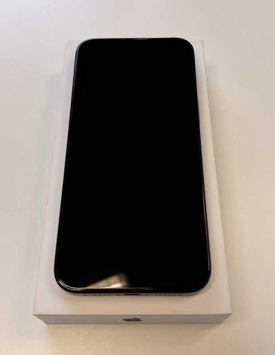 iPhone 15 Pro Max 256GB Titanium Black + Подарък 3 ПРЕМИУМ калъфи