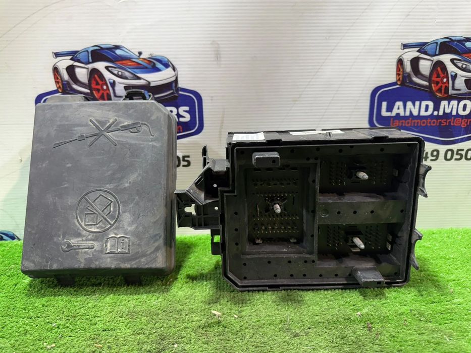 PANOU SIGURANȚE / RELEE OPEL CORSA E 2015 1.4 TURBO BENZINA Hatchback COD OEM 13451889AA 9000035 30959L 2012-2019