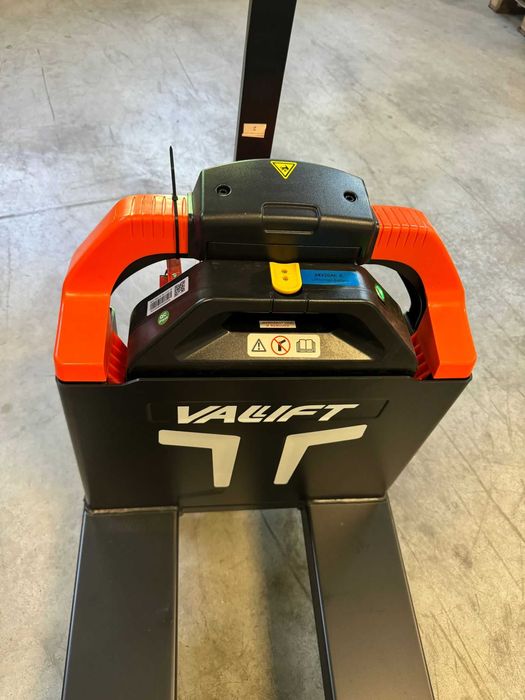 Transpaleta electrica / liza electrica VALLIFT 1,5T din Stoc