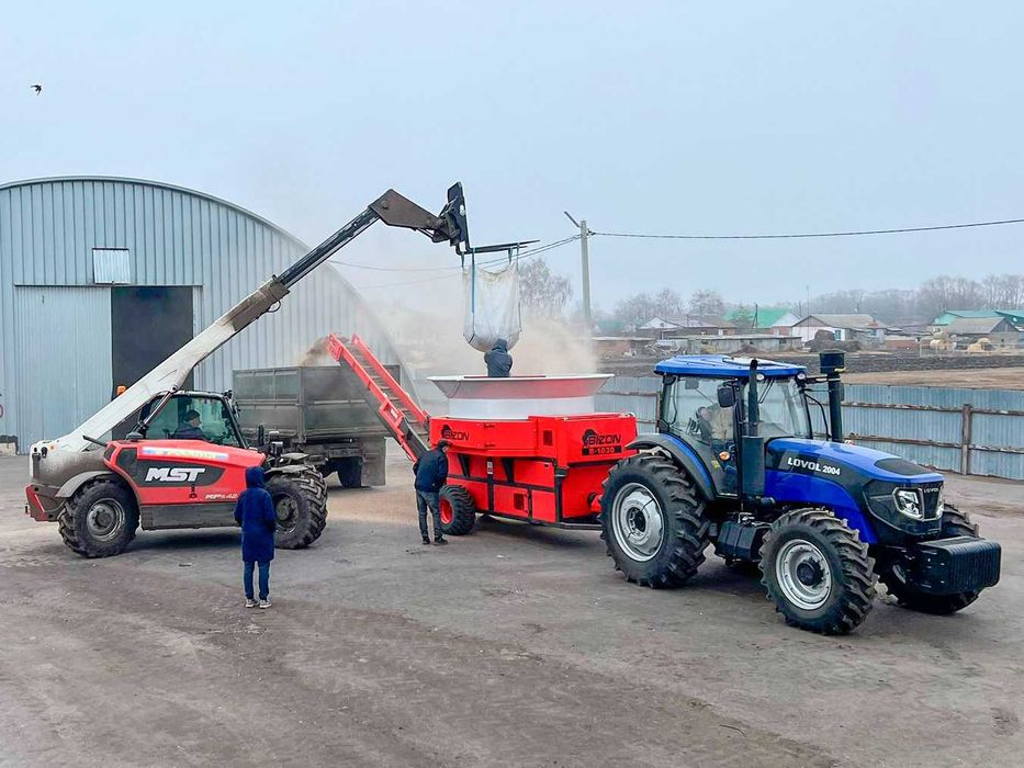 Измельчитель сена / сенорезка / соломорезка  / сеноизмельчитель BIZON