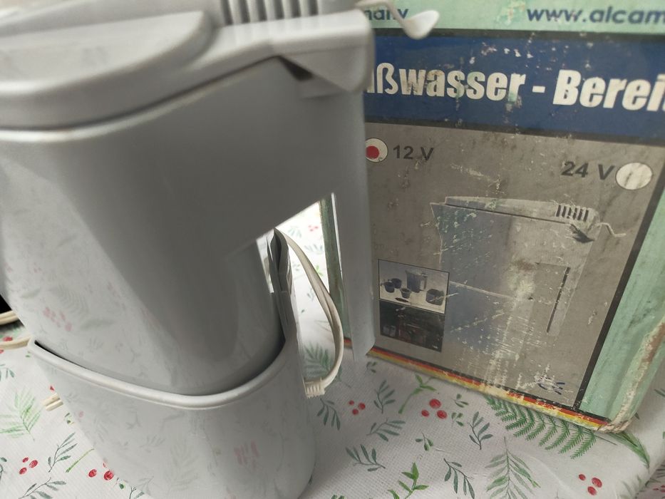 Продам или обмен чайник Alca 0.5 л  12 вольт автомобильный