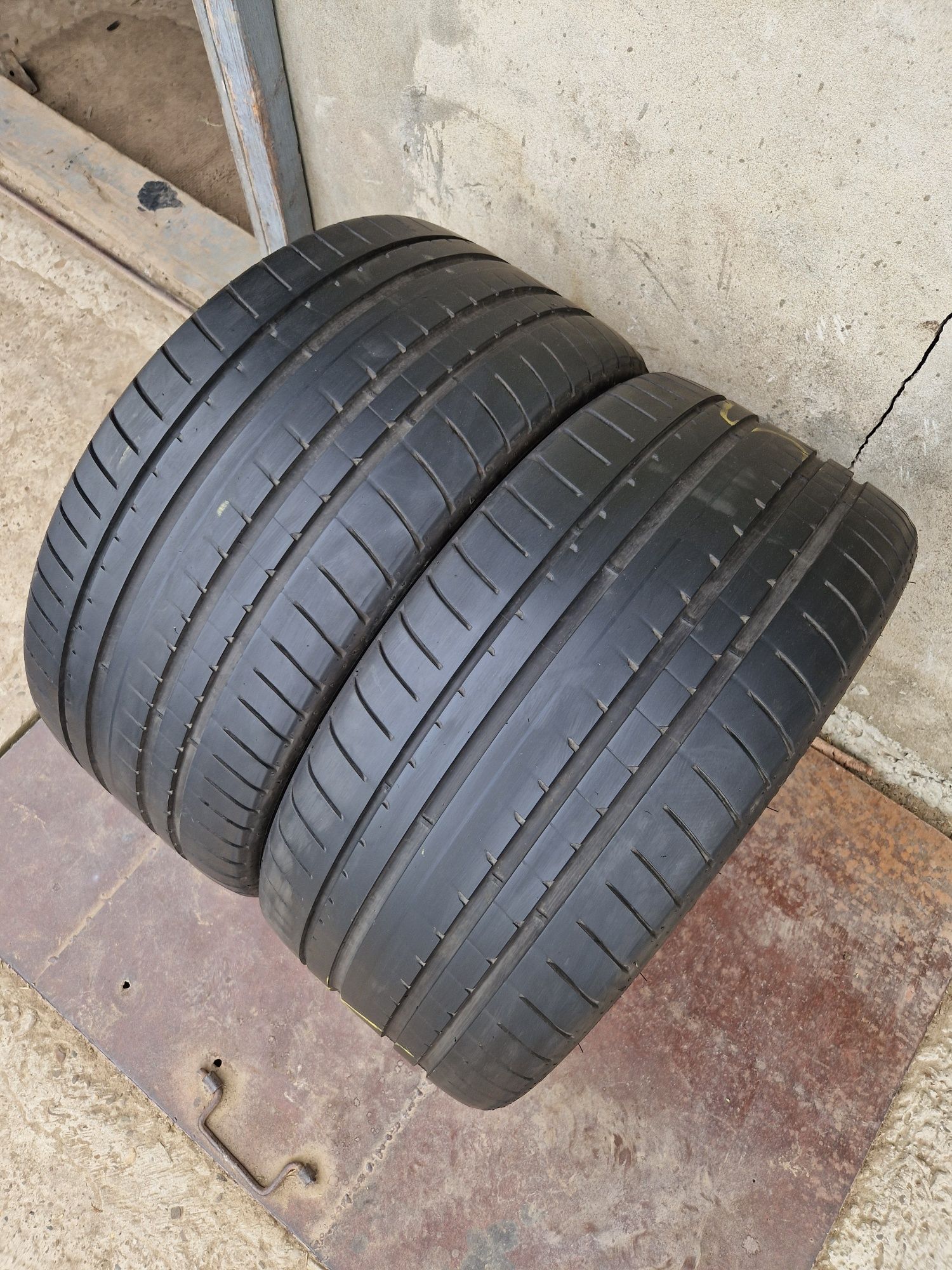 275 30 20 vara Goodyear Eagle F1