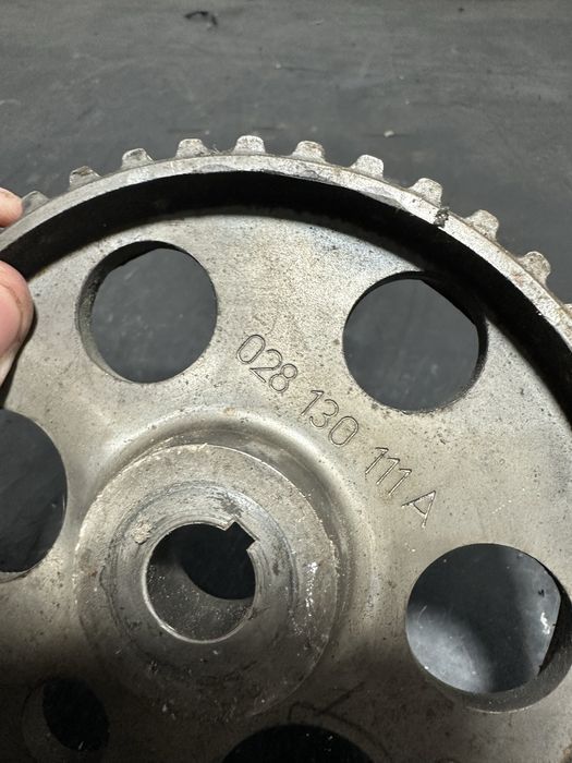 Pinion pompa injectie volkswagen Vw T4 2.5 TDI t4 1.9 TDI ABL ACV AJT