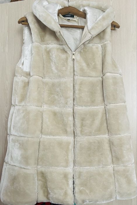 Дамски пухкав елек