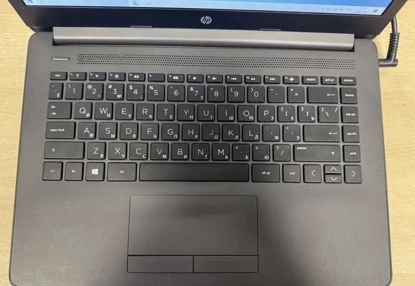 Hp Noutbuk 240g7 i5