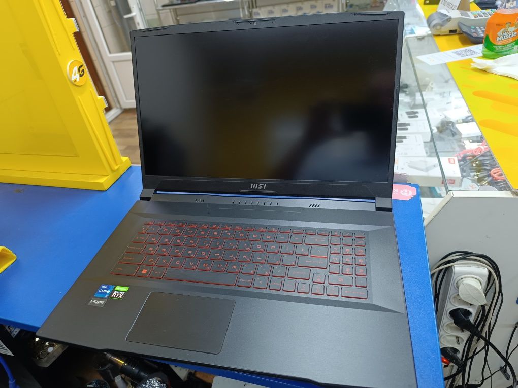 Ноутбук MSI Katana GF76