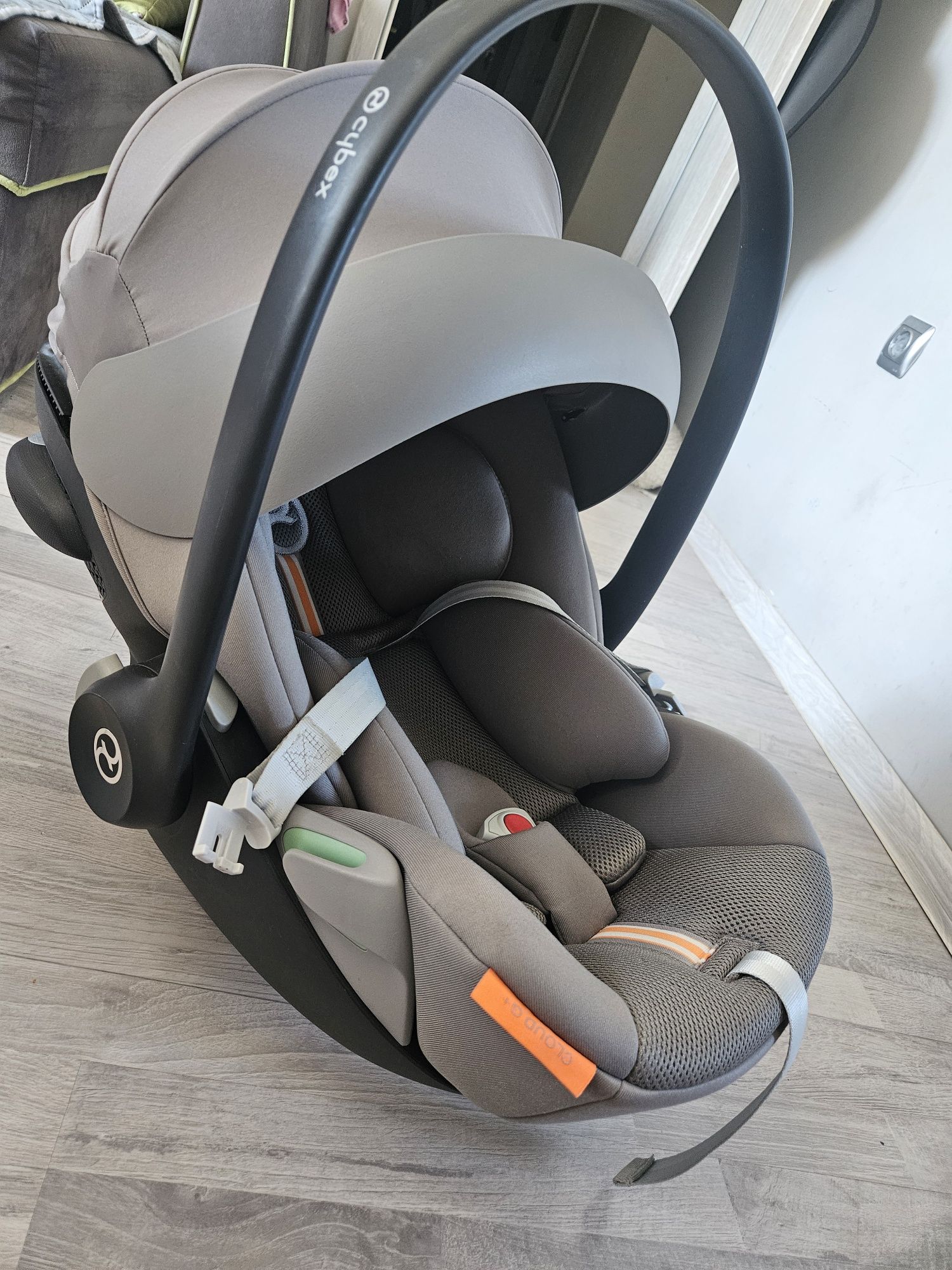 Cybex Gold Стол за кола Cloud G i-Size Plus (0-13 кг.)