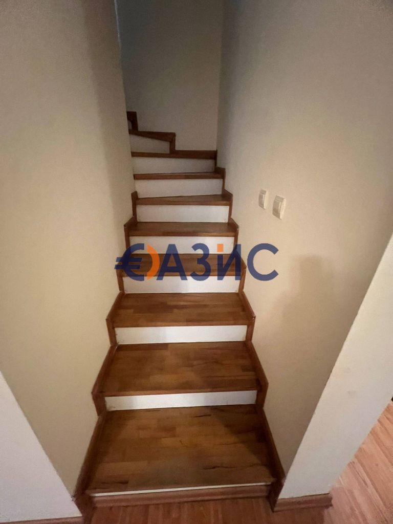 Продава се Тристаен апартамент в Свети Влас - 110 кв.м за 1273 €/кв.м - Снимка #9