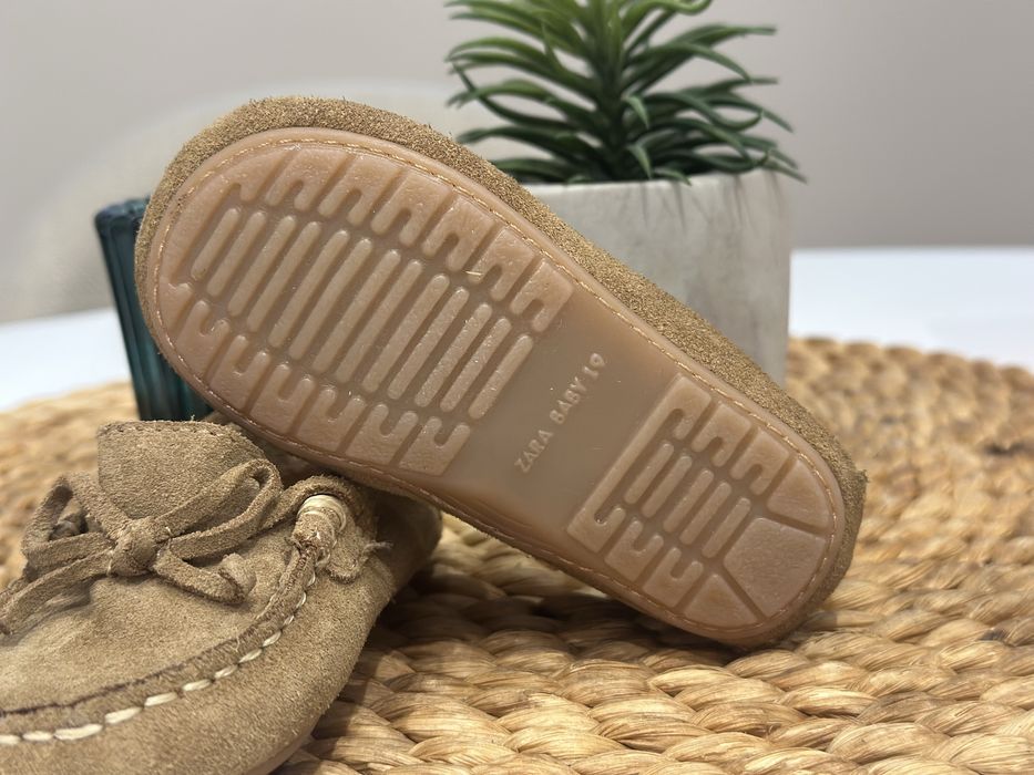 Zara естествена кожа