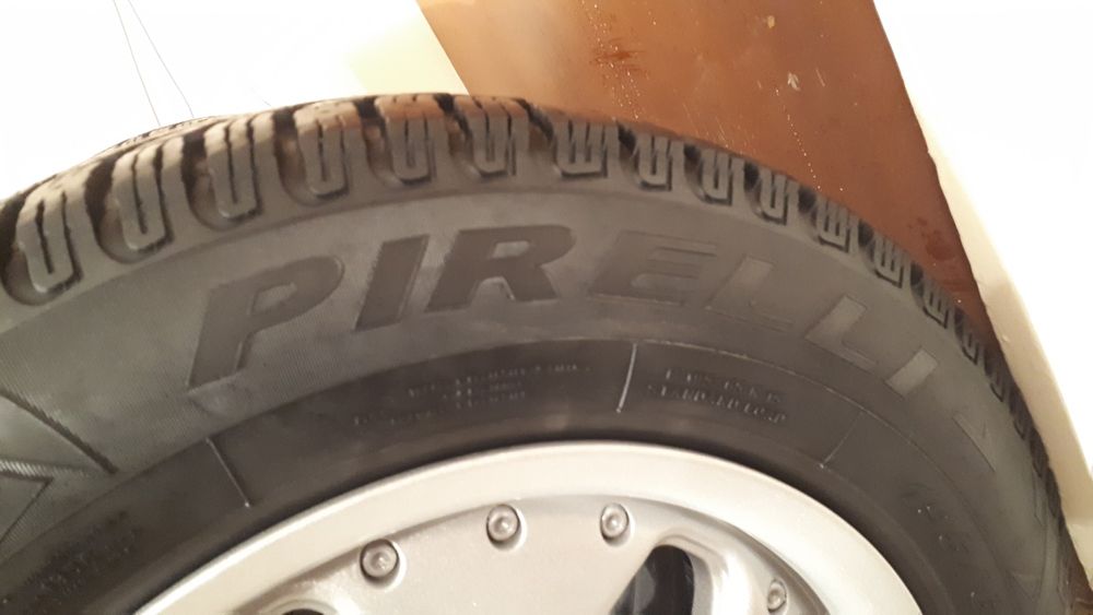 Vand,schimb Keskin kt5 r15 5x108/110,5x120 ,cu anvelope pirelli winter