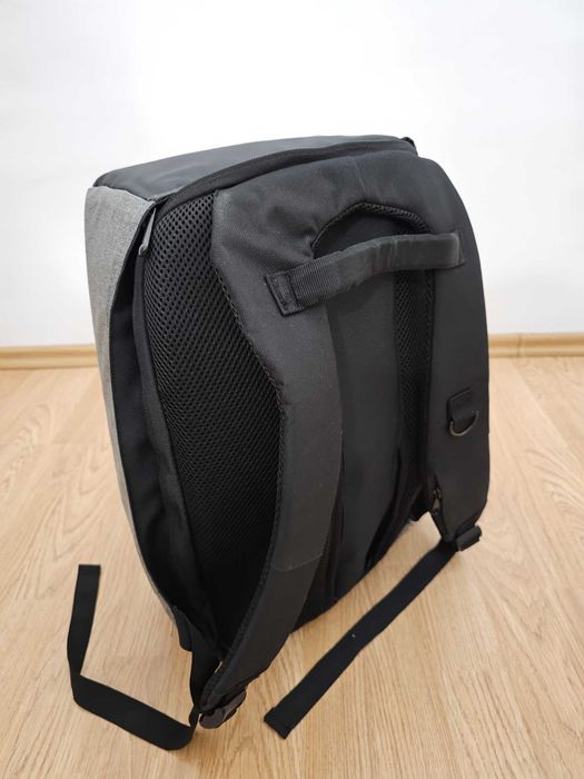 Ghiozdan rucsac pentru drumetie laptop Impermeabil  15.6' sau 17.3"