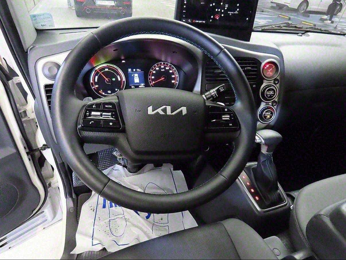 Kia Bongo 3 EV Cargo 1 tonna 2WD GL Koreadan