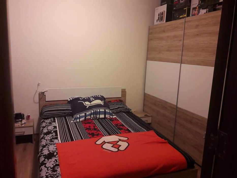 Тристаен имот в кв.Изток