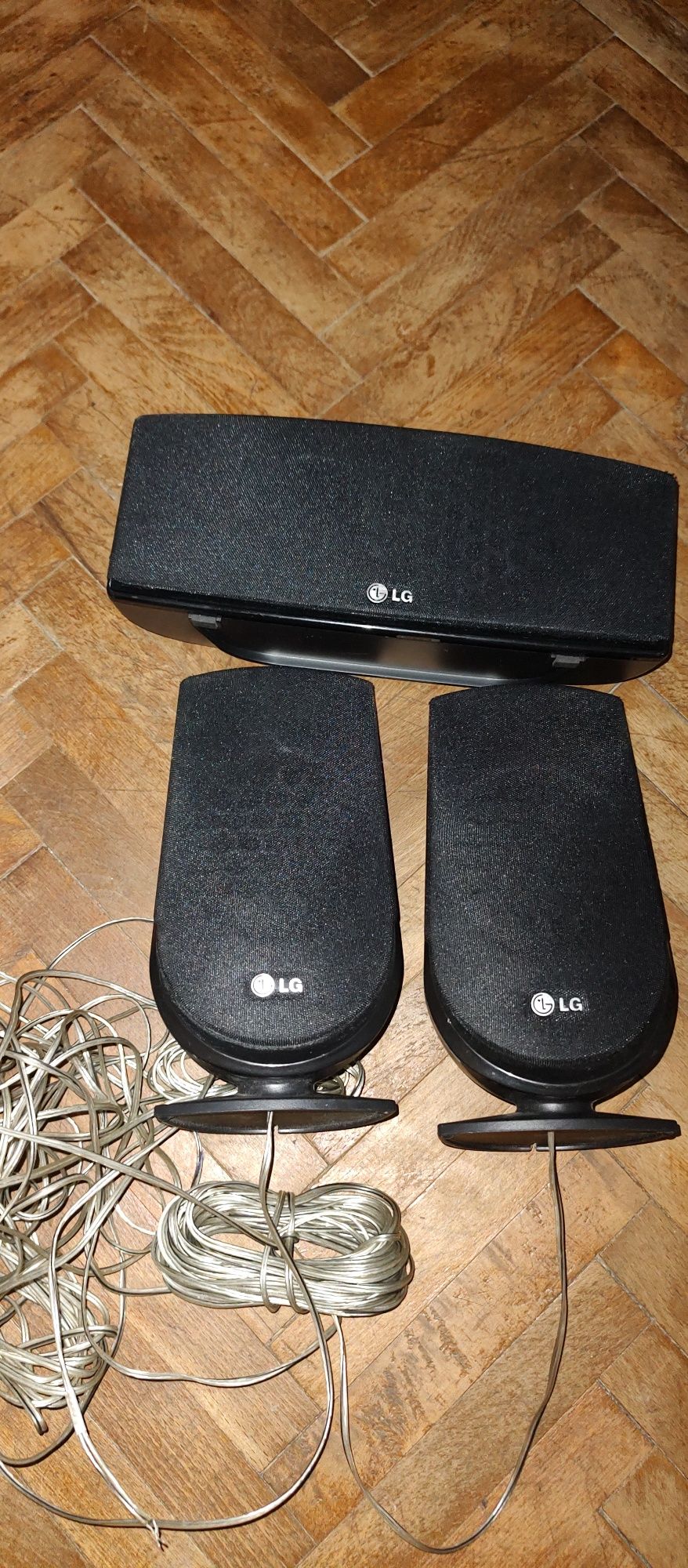 Sistem audio LG funcțional