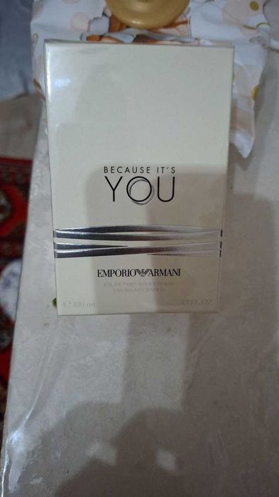 Срочно продам свою парфюмерию духи Because it is you