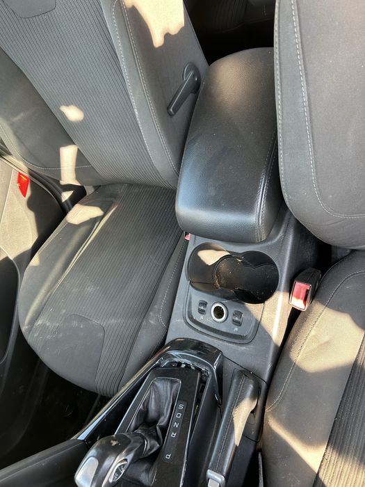 Cotieră completă cu suport si cadru Ford Focus 3