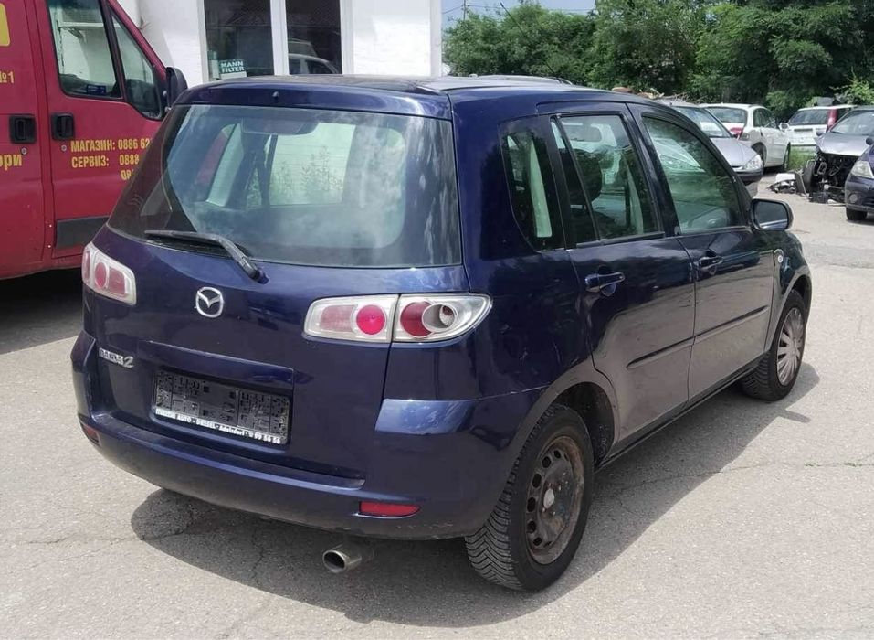 Mazda 2 2007 на части