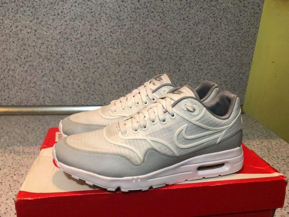 ОРИГИНАЛНИ *** Nike Air Max 1 Ultra 2.0 S / White & Silver