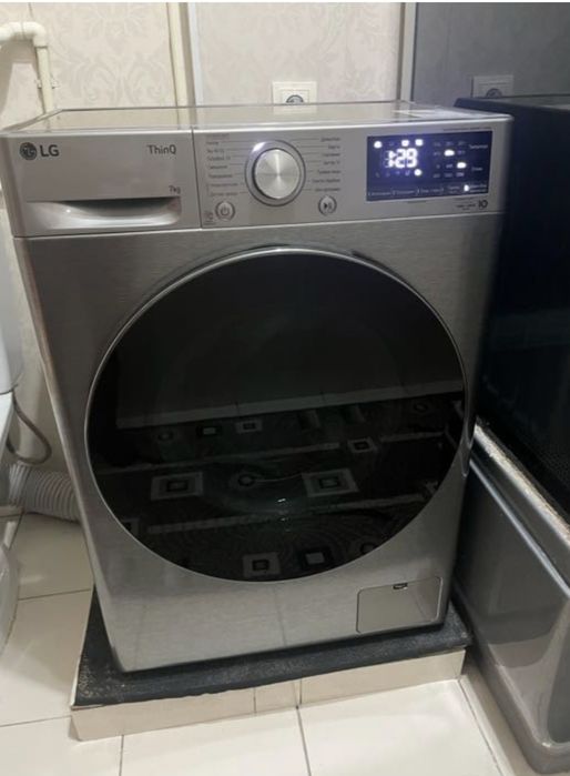 Продам стиральную машину