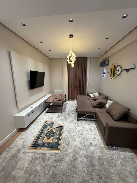 Kvartira sotiladi srochno