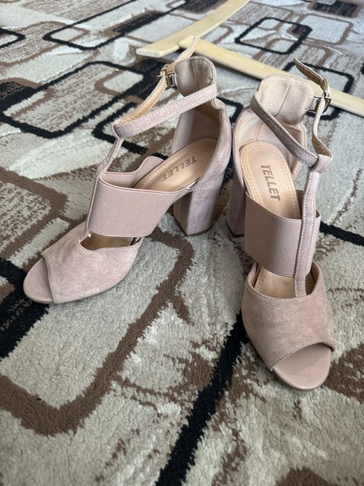 Туфли новые размер 36  5 штук