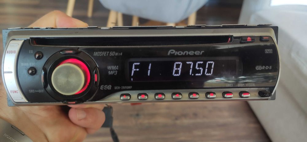 Радио Pioneer с мр3 за кола