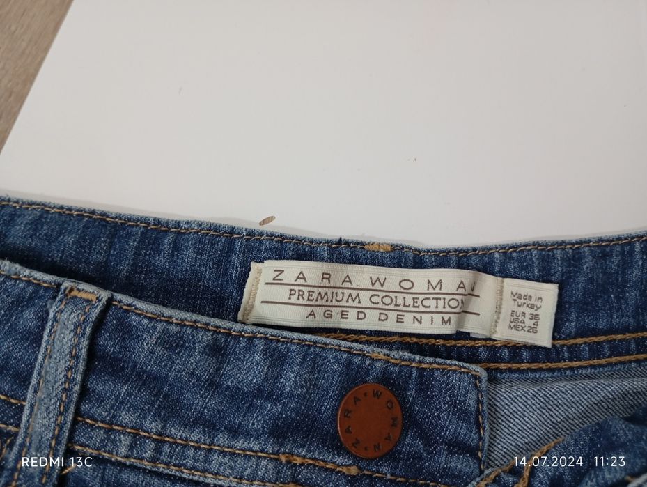 Jeans scurt Zara
