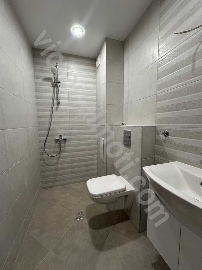 Продава се Тристаен апартамент в Велико Търново, Колю Фичето - 98 кв.м за 1633 €/кв.м - Снимка #2